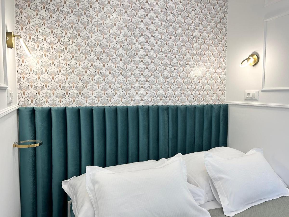 Studio Apartment Smile, Near Beach & Center, Free Parking, Balcony Makarska Bagian luar foto
